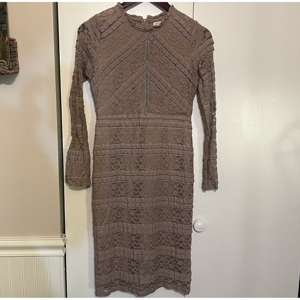 Bohme Lace Dress Small Nude Taupe Ruffle Sheath Long Sleeve Modest Wedding Guest